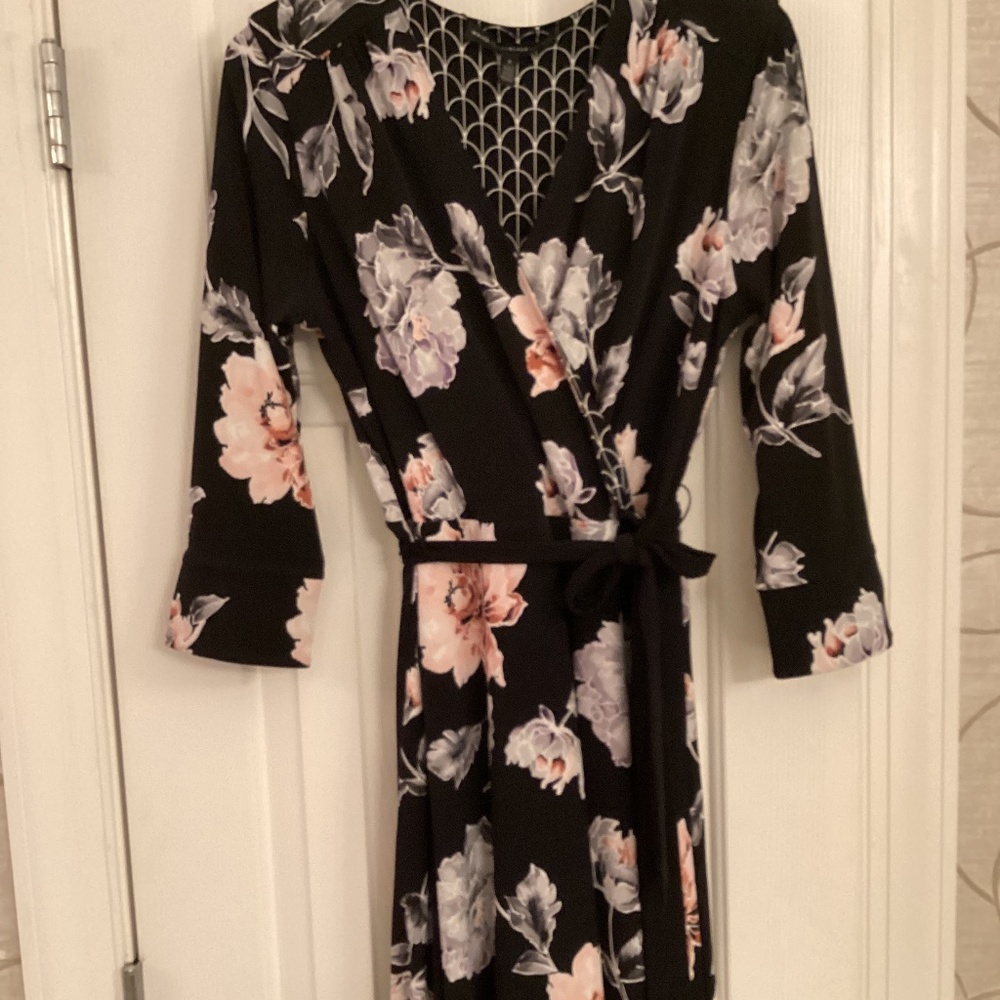 White House Black Market reversible dress size Small